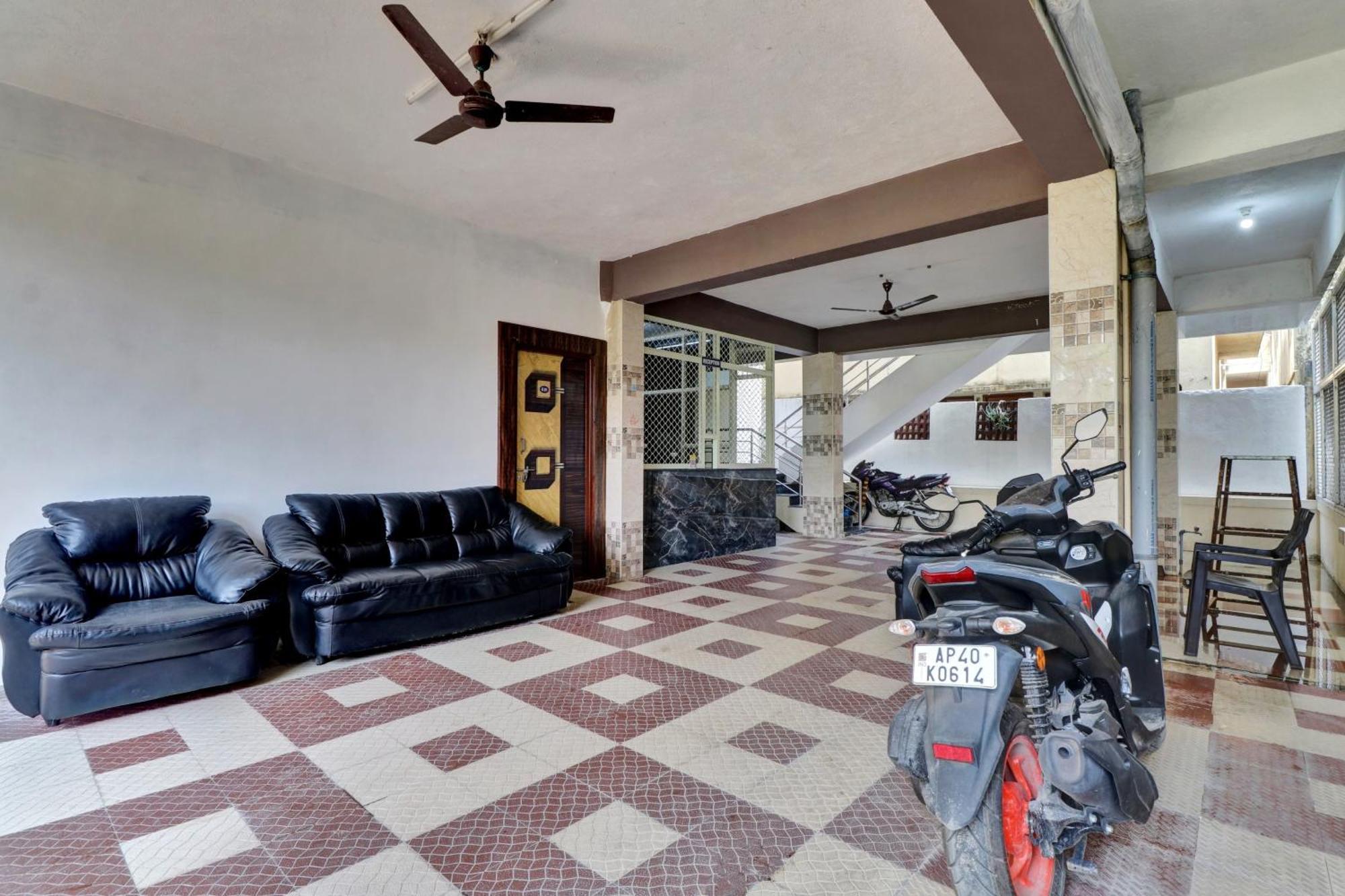 Hotel O Seshadri Homestay Tirupati Dış mekan fotoğraf